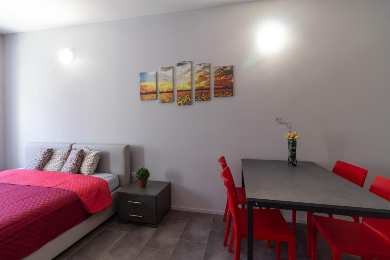 Appartamento Girasole - Affitti Brevi Italia Lecco Exterior foto